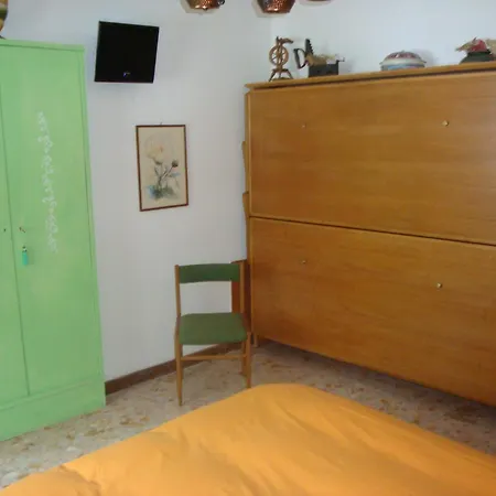Tina Bed & Breakfast 3*