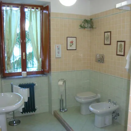 Tina Bed & Breakfast 3*