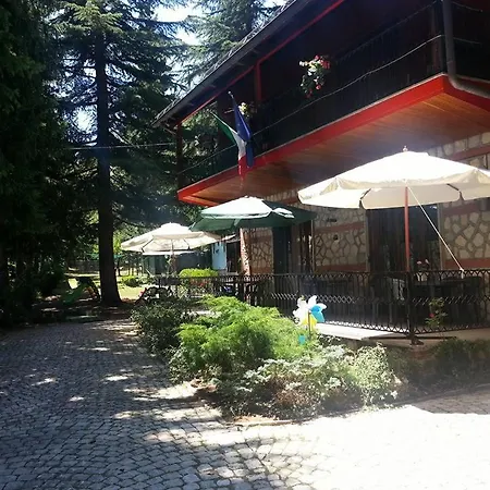 Nocleg ze śniadaniem Tina Alfedena