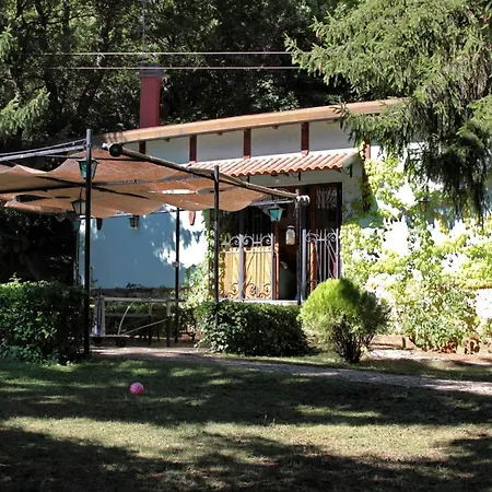 Tina Bed & Breakfast